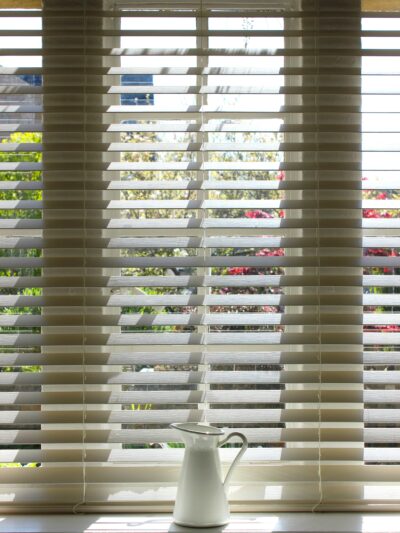 Blinds-Dealers
