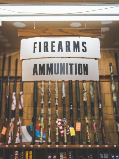 Guns & Gunsmiths